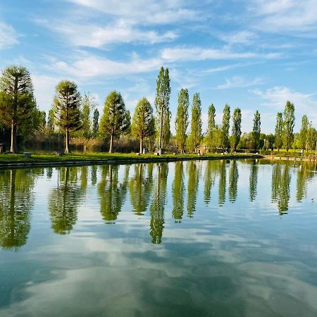 B&B Nido Sui Laghi San Donnino della Nizzola Buitenkant foto