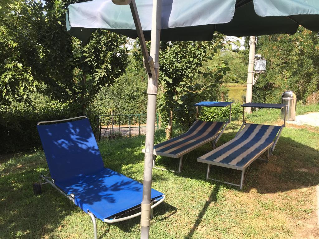 B&B Nido Sui Laghi San Donnino della Nizzola Buitenkant foto