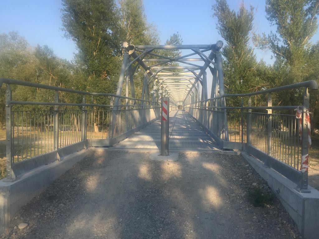 B&B Nido Sui Laghi San Donnino della Nizzola Buitenkant foto