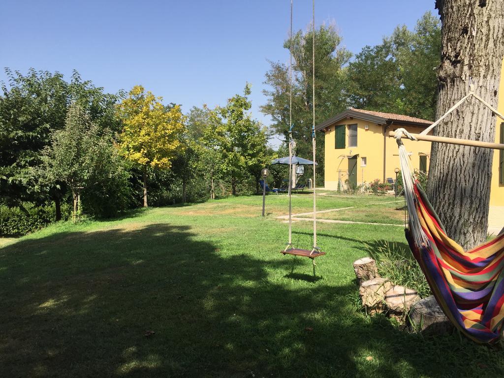 B&B Nido Sui Laghi San Donnino della Nizzola Buitenkant foto