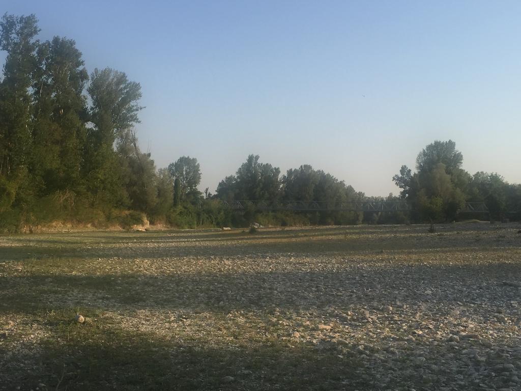 B&B Nido Sui Laghi San Donnino della Nizzola Buitenkant foto